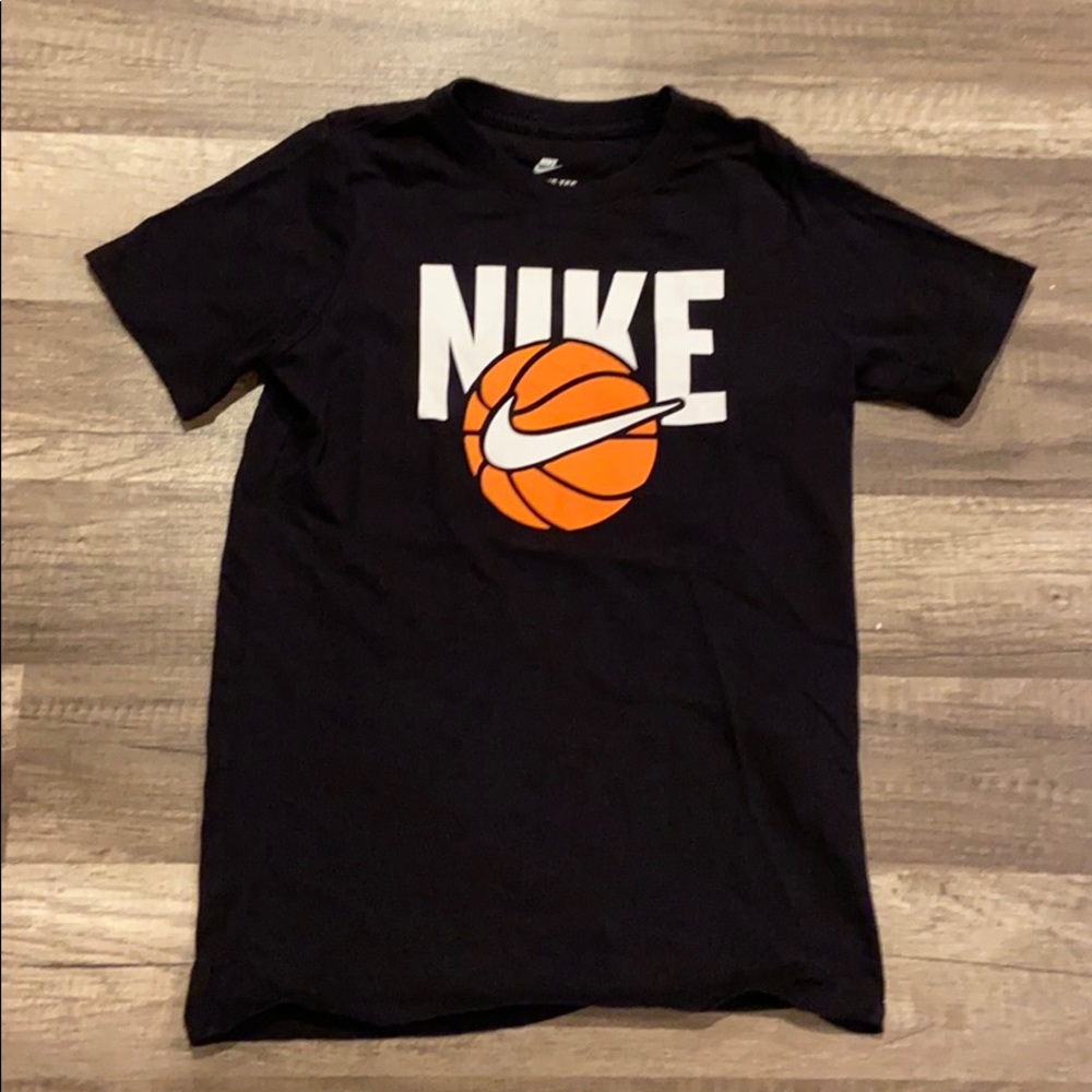 Nike Basketball Tee